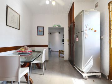 ESPECTACULAR CASA CON QUINCHO Y PILETA EN MORENO