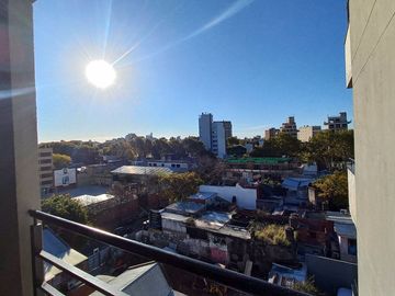 VENTA 3 AMBIENTES VILLA ORTÚZAR BALCÓN PARRILLA