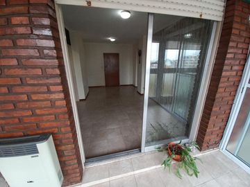 VENTA DEPTO 2 AMB CHACARITA FRENTE BALCÓN COCHERA