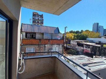 VENTA 2 AMBIENTES VILLA ORTÚZAR BALCÓN PARRILLA