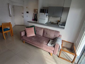 VENTA DEPTO 2 AMB VILLA GRAL MITRE FRENTE BALCÓN
