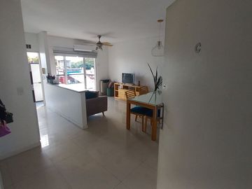 VENTA DEPTO 2 AMB VILLA GRAL MITRE FRENTE BALCÓN