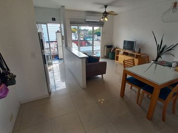 VENTA DEPTO 2 AMB VILLA GRAL MITRE FRENTE BALCÓN