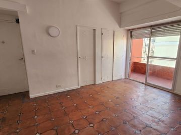 VENTA DEPTO MONOAMB BALCON BALVANERA APTO CREDITO