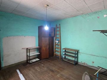VENTA CASA 5 AMBIENTES PATIO TERRAZA LINIERS