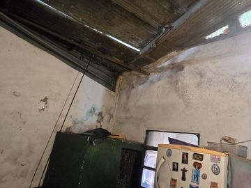 VENTA CASA 5 AMBIENTES PATIO TERRAZA LINIERS