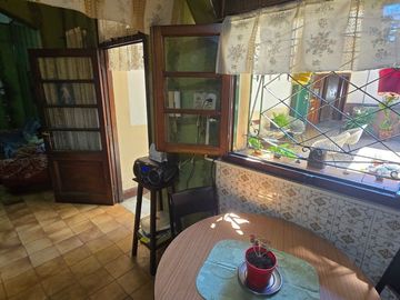 VENTA CASA 5 AMBIENTES PATIO TERRAZA LINIERS