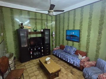 VENTA CASA 5 AMBIENTES PATIO TERRAZA LINIERS