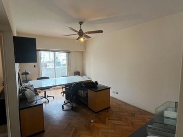 VENTA DE DEPTO 2 AMB C/PATIO ALMAGRO APTO CREDITO