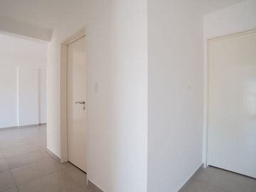 VENTA DTO 4AMB PATIO-BALCON-JACUZZI. COCHERA