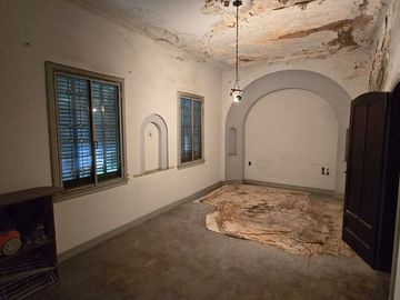 VENTA CASA 5 AMBIENTES 360M2 CUB VILLA DEL PARQUE