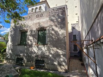 VENTA CASA 5 AMBIENTES 360M2 CUB VILLA DEL PARQUE