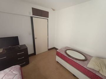 VENTA DEPTO 2 AMB CON BALCON RETIRO