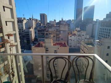 VENTA DEPTO 2 AMB CON BALCON RETIRO