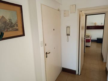 VENTA DEPTO 2 AMB CON BALCON RETIRO