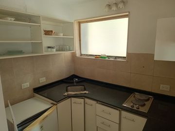 VENTA DEPTO 2 AMB CON BALCON RETIRO