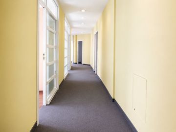 VENTA IMPONENTE PLANTA OFICINA SAN NICOLAS