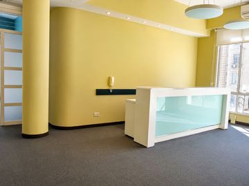 VENTA IMPONENTE PLANTA OFICINA SAN NICOLAS