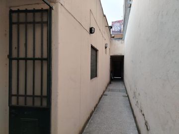 VENTA LOTE CASA PARQUE CHACABUCO AVENIDA CARABOBO