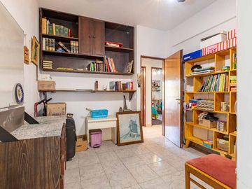 VENTA PH TIPO CASA 5 AMB. COCHERA.PARQUE SAAVEDRA