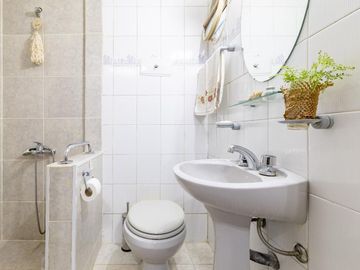 VENTA PH TIPO CASA 5 AMB. COCHERA.PARQUE SAAVEDRA