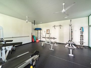 VENTA - 3 AMBIENTES C/COCHERA - TALAR DE MARTINEZ