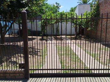 VENTA LOTE CON TALLER y ENERGIA TRIFASICA MERLO