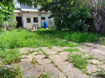 VENTA - CASA 6 AMB + LOCAL. APTA CREDITO. MORENO
