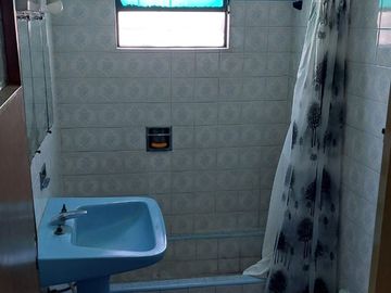 VENTA - CASA 6 AMB + LOCAL. APTA CREDITO. MORENO