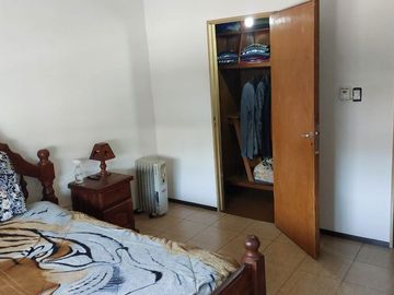 VENTA - CASA 6 AMB + LOCAL. APTA CREDITO. MORENO