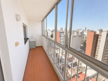 DEPTO DE 2 DORMITORIOS EN VENTA SOBRE BV. OROÑO