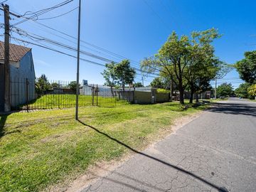 LOTE EN VENTA EN GRANADERO BAIGORRIA RIO 330 M2