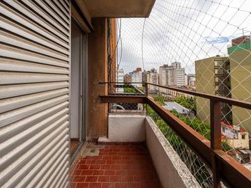 DEPARTAMENTO EN VENTA CENTRO TRES DORMITORIOS