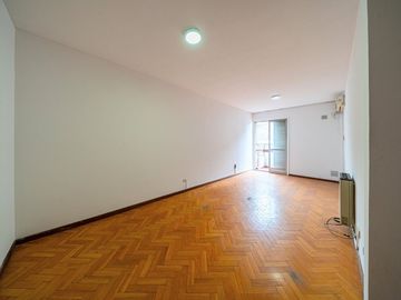 DEPARTAMENTO EN VENTA CENTRO TRES DORMITORIOS