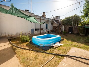 VENTA DE 2 CASAS MAS LOCAL EN ALVAREZ APTO CREDITO