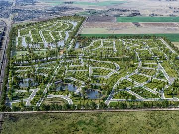 TERRENO EN VENTA EN IBARLUCEA BARRIO CINCO LAGOS