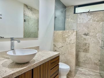 Casa en Venta en Valle Real