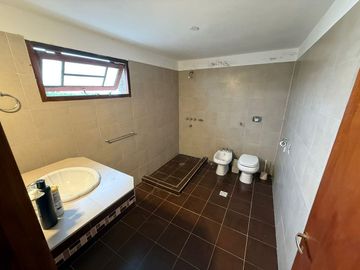 VENTA CASA 3 DORMITORIOS.EL MANZANO, APTO CREDITO.