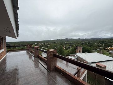 VENTA CASA 3 DORMITORIOS.EL MANZANO, APTO CREDITO.