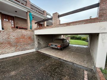 VENTA CASA 3 DORMITORIOS.EL MANZANO, APTO CREDITO.