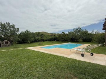 VENTA CASA 2 DORMITORIOS PILETA POTRERO DE GARAY