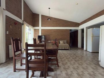 VENTA CASA 2 DORMITORIOS PILETA POTRERO DE GARAY