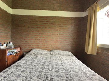 VENTA CASA 2 DORMITORIOS PILETA POTRERO DE GARAY