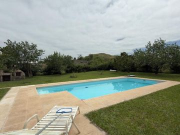 VENTA CASA 2 DORMITORIOS PILETA POTRERO DE GARAY