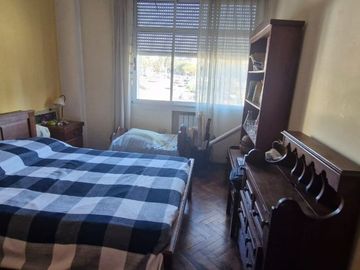 DEPTO PISO COMPLETO 4 DORM. FRANTE A PLAZA ESPAÑA