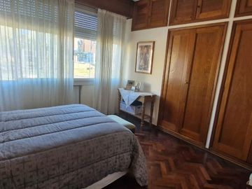 DEPTO PISO COMPLETO 4 DORM. FRANTE A PLAZA ESPAÑA