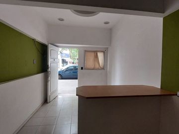 VENTA PH 2 AMBIENTES EN LINIERS