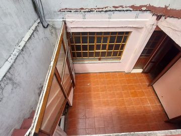 VENTA PH 3 AMB PATIO Y TERRAZA A RECICLAR LINIERS