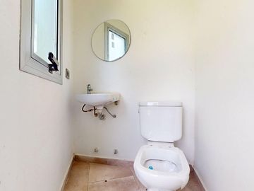 VENTA CASA CON PILETA A ESTRENAR - LA CANDIDA