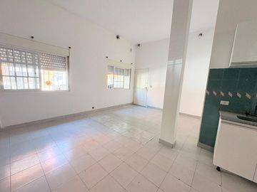 VENTA DUPLEX 2 AMBIENTES VILLA URQUIZA A.CREDITO